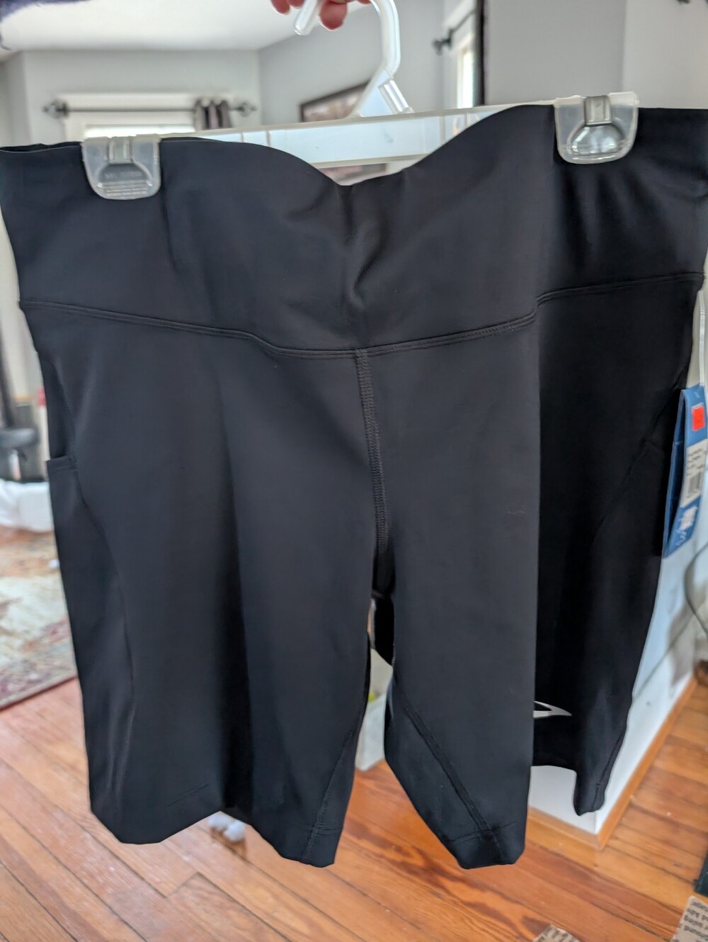 Brooks Black High-Rise Bike Shorts with Side Pocket